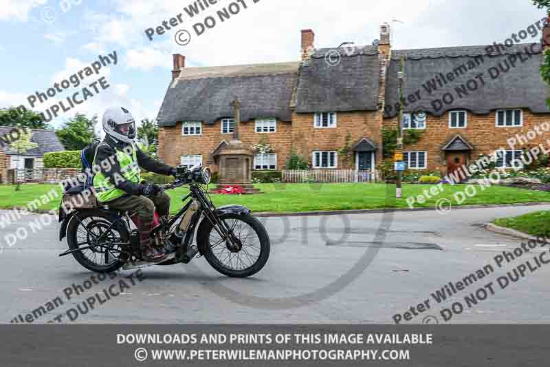 Vintage motorcycle club;eventdigitalimages;no limits trackdays;peter wileman photography;vintage motocycles;vmcc banbury run photographs